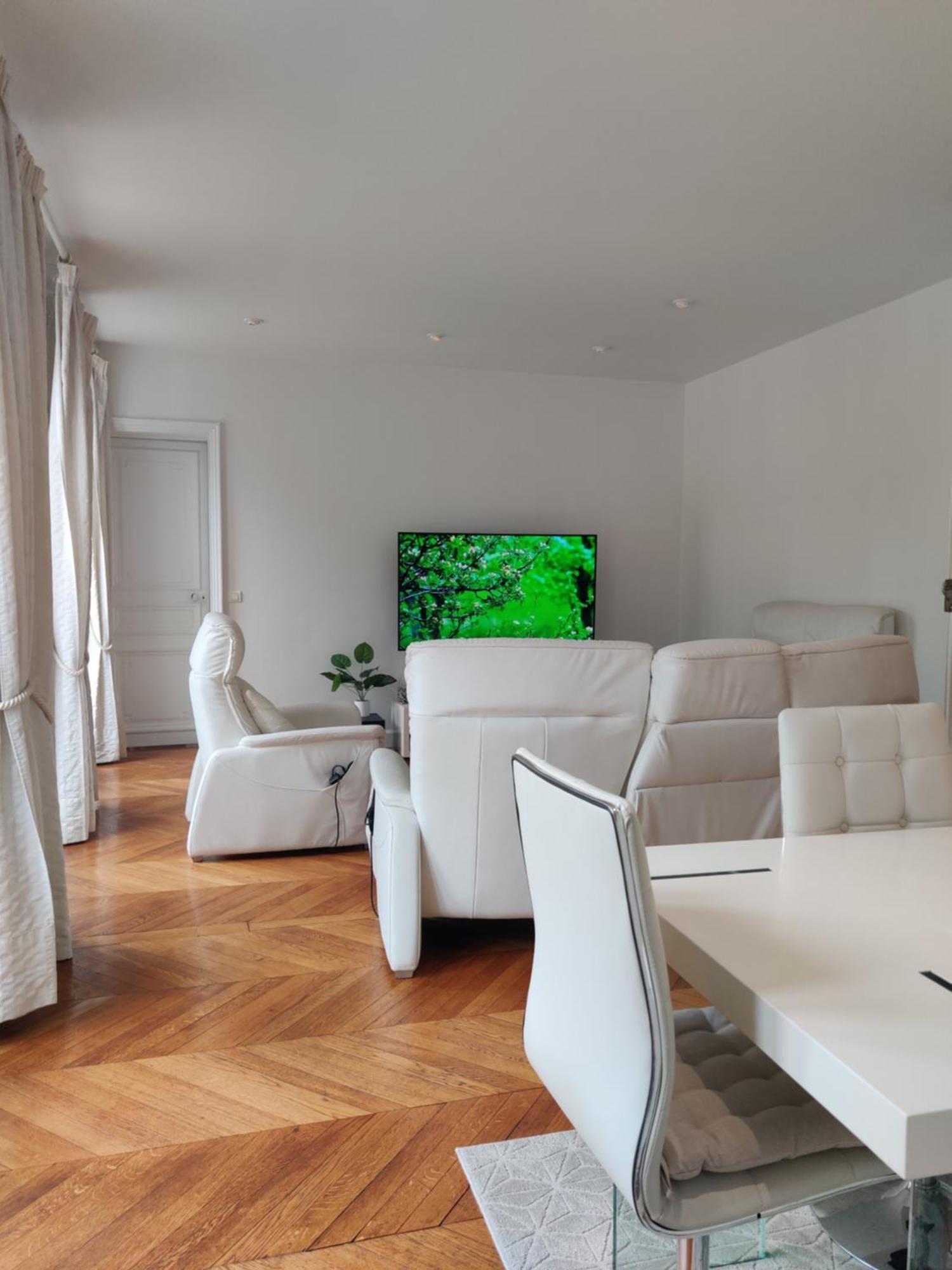 Ferienwohnung Eiffel Edge Escape 30 M From Eiffel Tower Paris Exterior foto